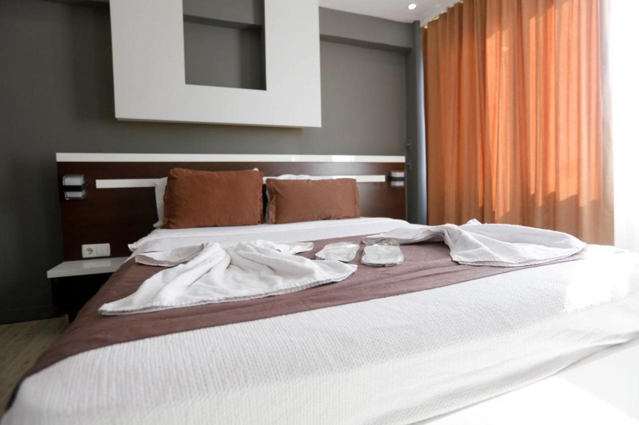 Sara Suit Hotel Istanbul Exterior foto