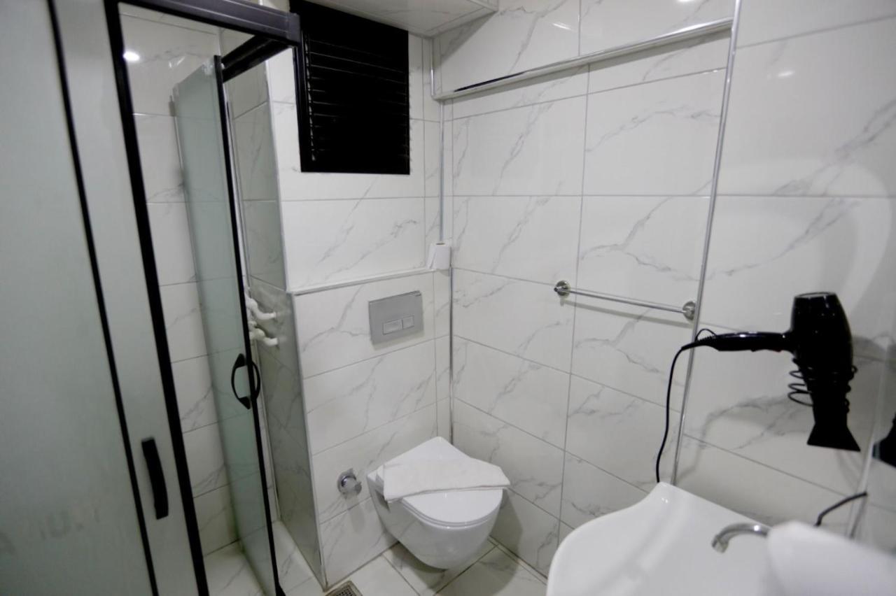 Sara Suit Hotel Istanbul Exterior foto